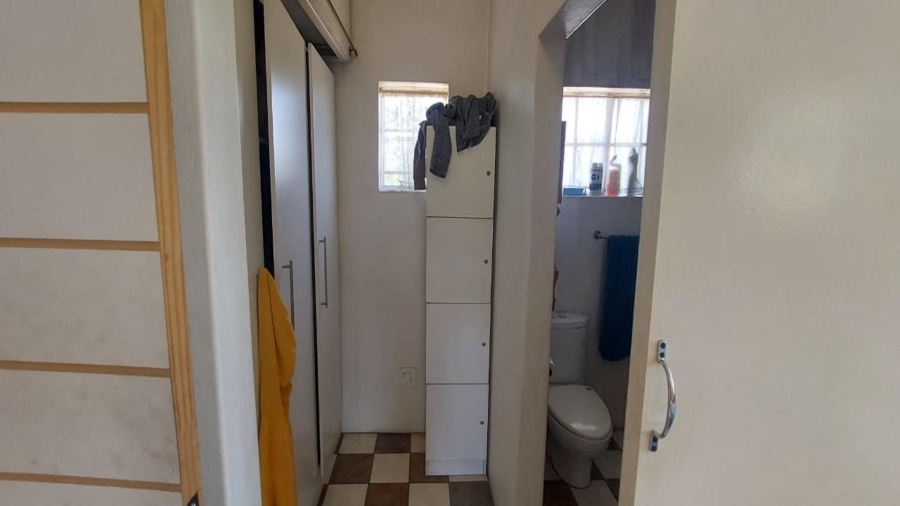 6 Bedroom Property for Sale in Benoni AH Gauteng