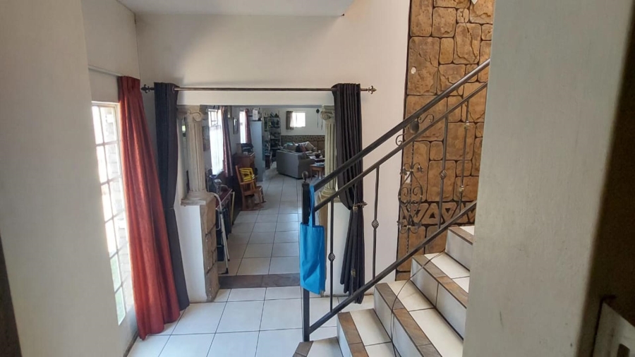 6 Bedroom Property for Sale in Benoni AH Gauteng