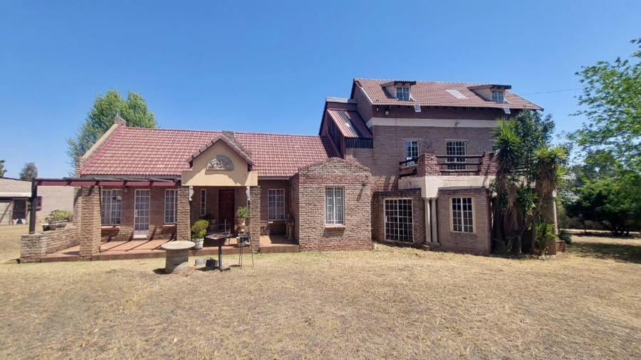 6 Bedroom Property for Sale in Benoni AH Gauteng