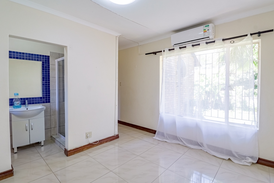 3 Bedroom Property for Sale in Wapadrand Gauteng