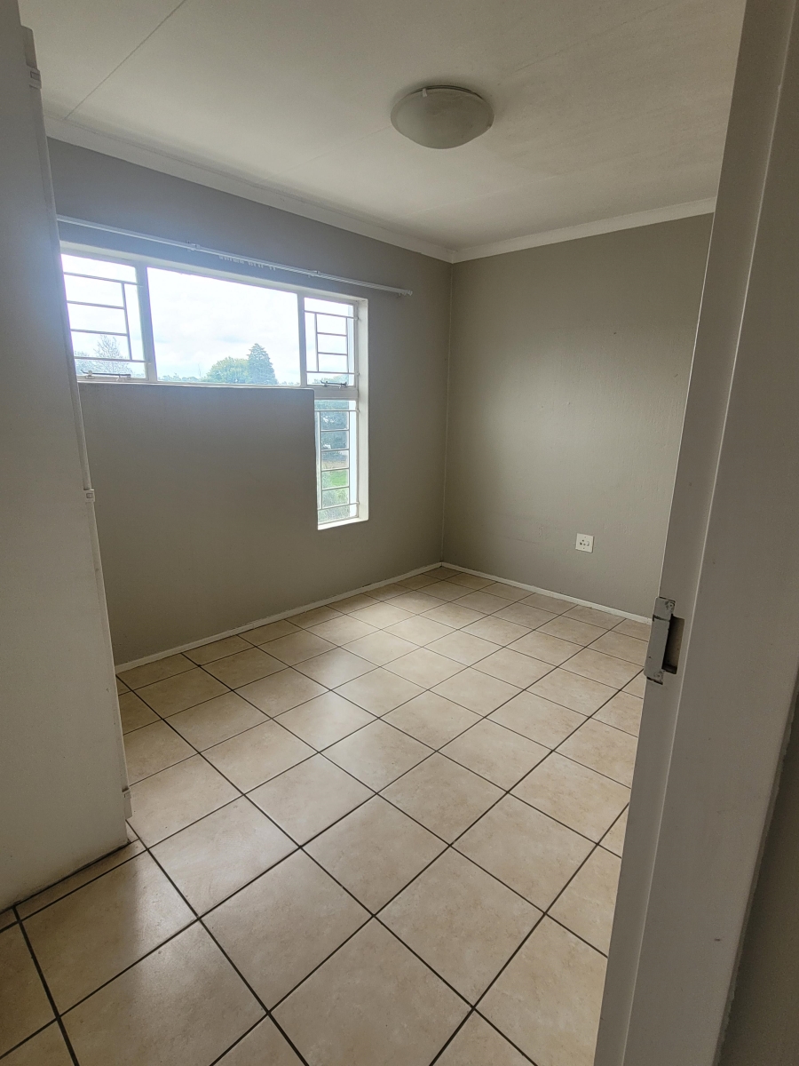 To Let 2 Bedroom Property for Rent in Discovery Gauteng