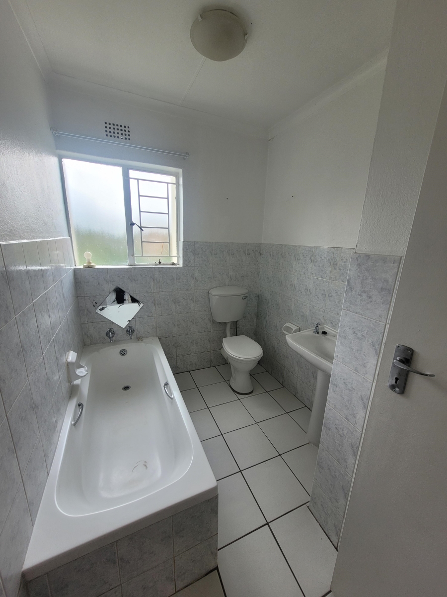 To Let 2 Bedroom Property for Rent in Discovery Gauteng