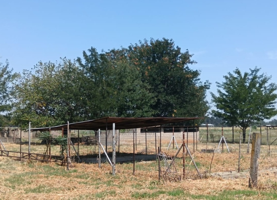 Commercial Property for Sale in Zuurfontein Gauteng