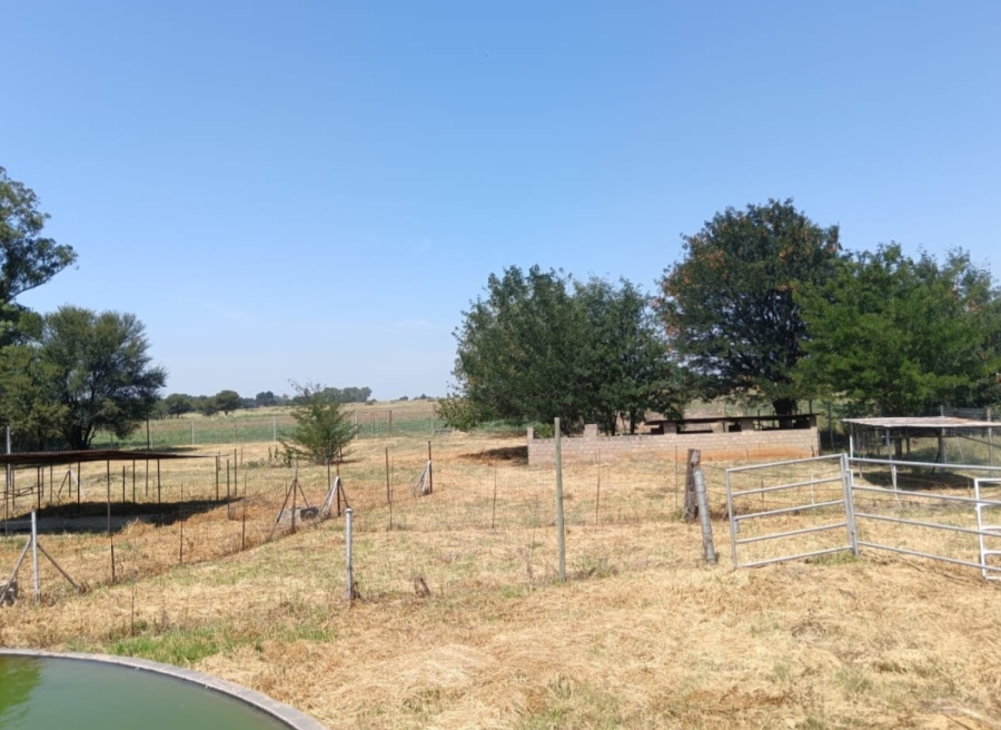 Commercial Property for Sale in Zuurfontein Gauteng