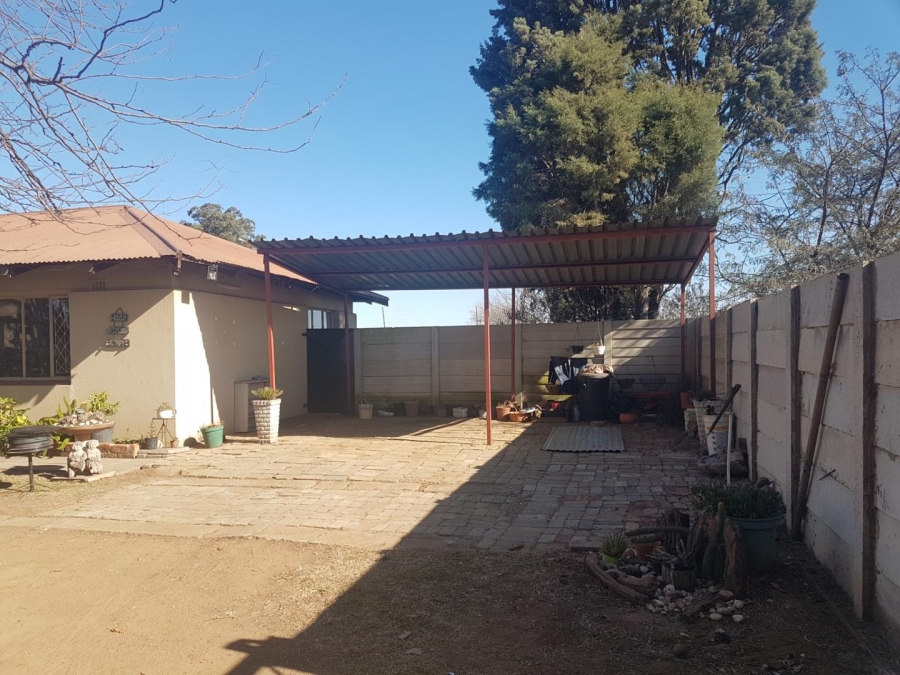 Commercial Property for Sale in Zuurfontein Gauteng