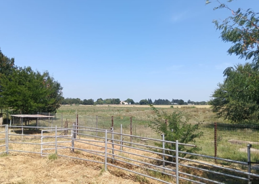 Commercial Property for Sale in Zuurfontein Gauteng