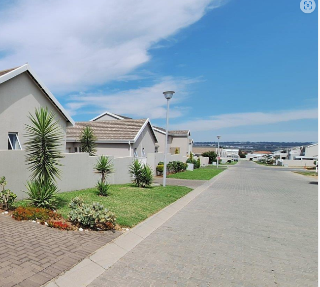 4 Bedroom Property for Sale in Blue Hills Gauteng