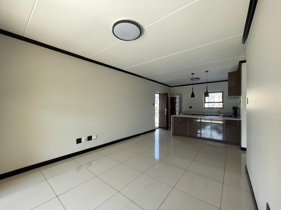 2 Bedroom Property for Sale in Blue Hills AH Gauteng