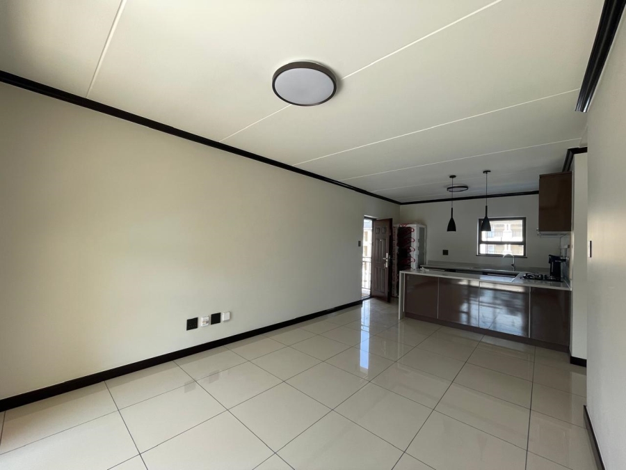 2 Bedroom Property for Sale in Blue Hills AH Gauteng