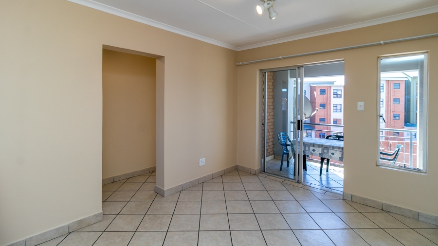 2 Bedroom Property for Sale in Vorna Valley Gauteng