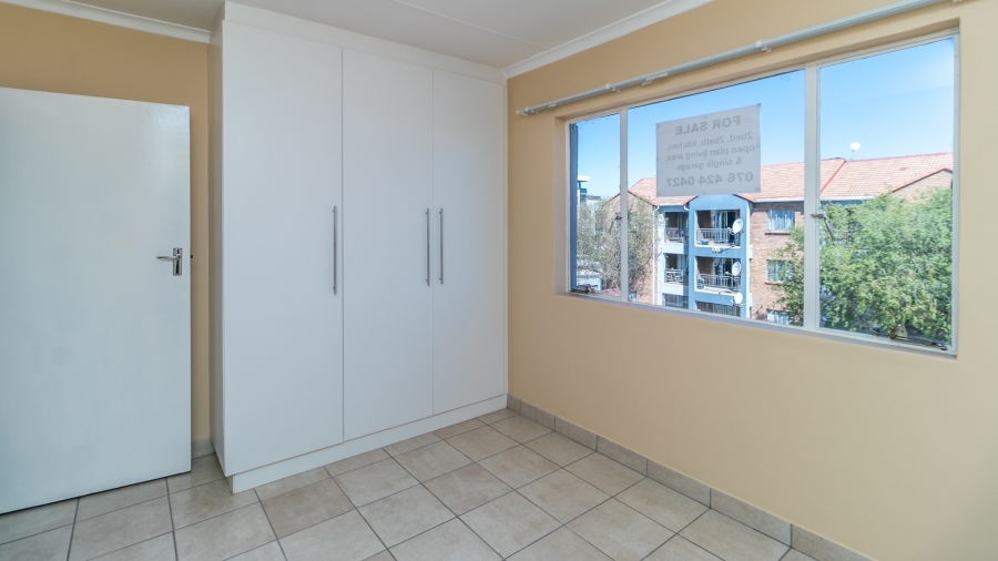 2 Bedroom Property for Sale in Vorna Valley Gauteng