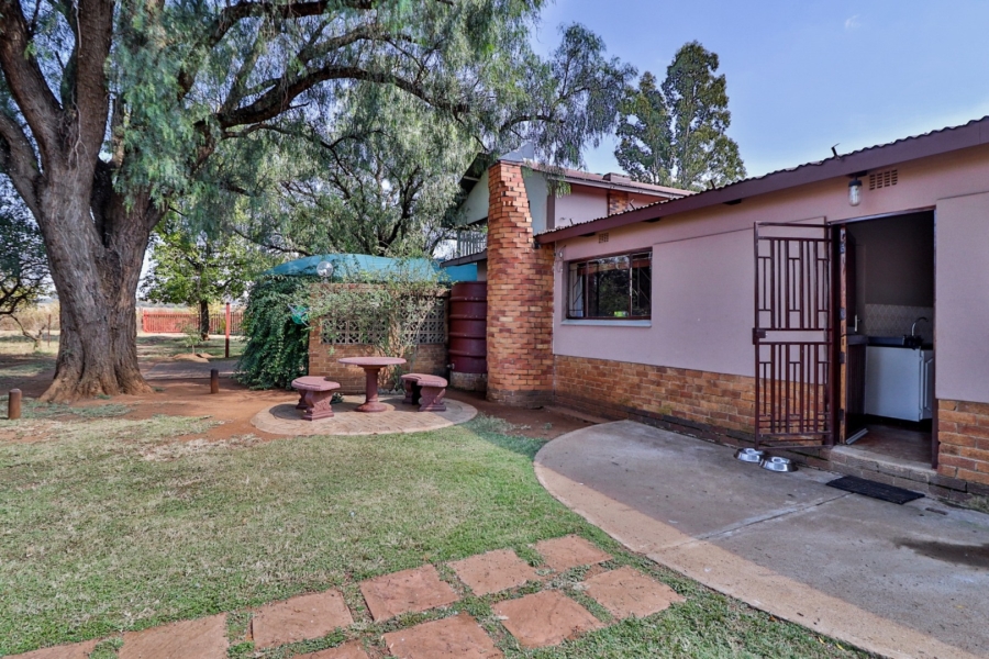 4 Bedroom Property for Sale in Ebner On Vaal Gauteng