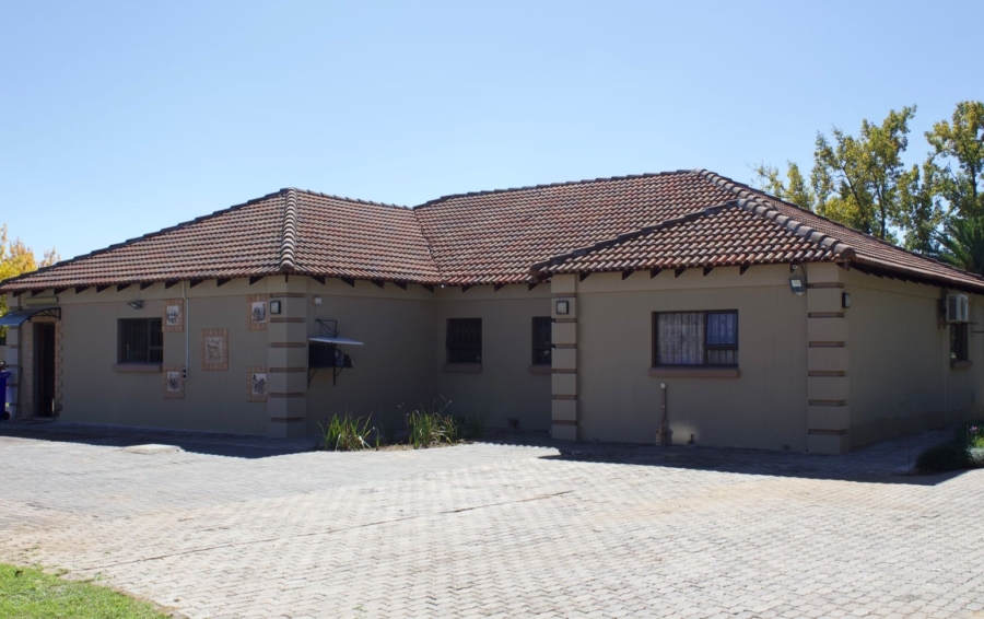 3 Bedroom Property for Sale in Kaalplaats Gauteng