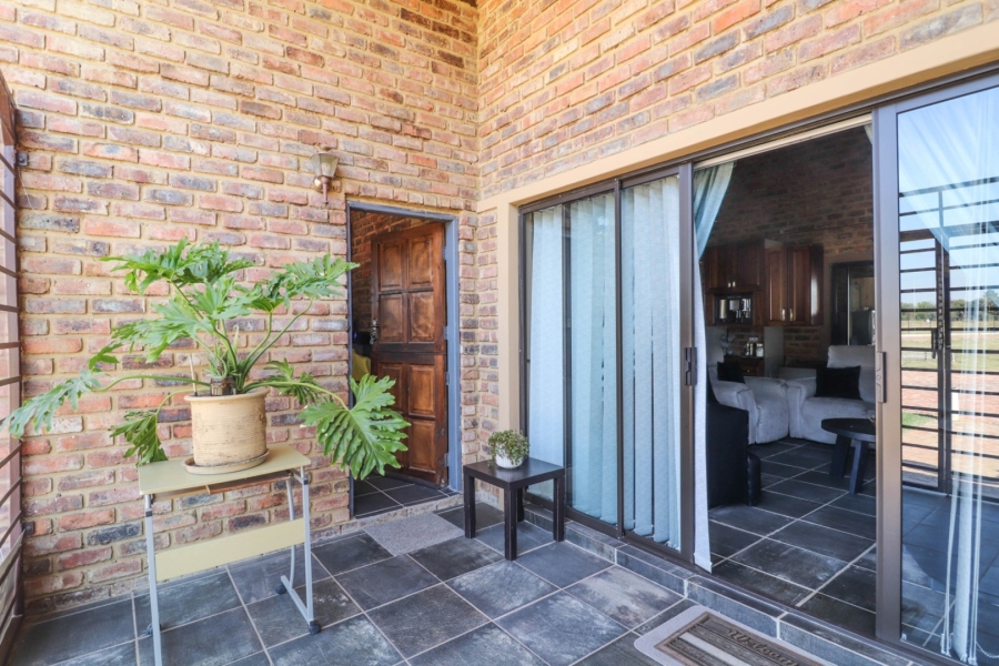 2 Bedroom Property for Sale in Kaalplaats East Gauteng