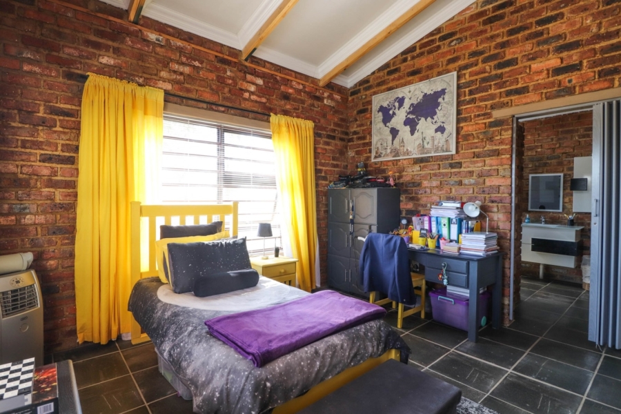 2 Bedroom Property for Sale in Kaalplaats East Gauteng