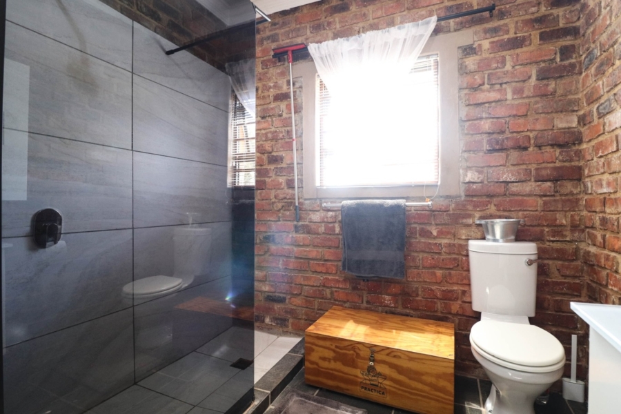 2 Bedroom Property for Sale in Kaalplaats East Gauteng