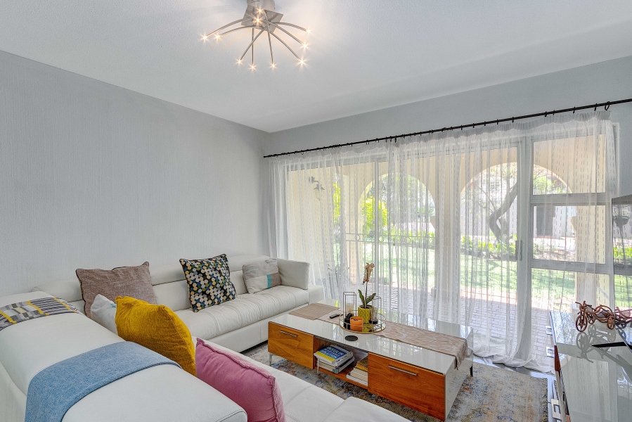 2 Bedroom Property for Sale in Bryanston Gauteng