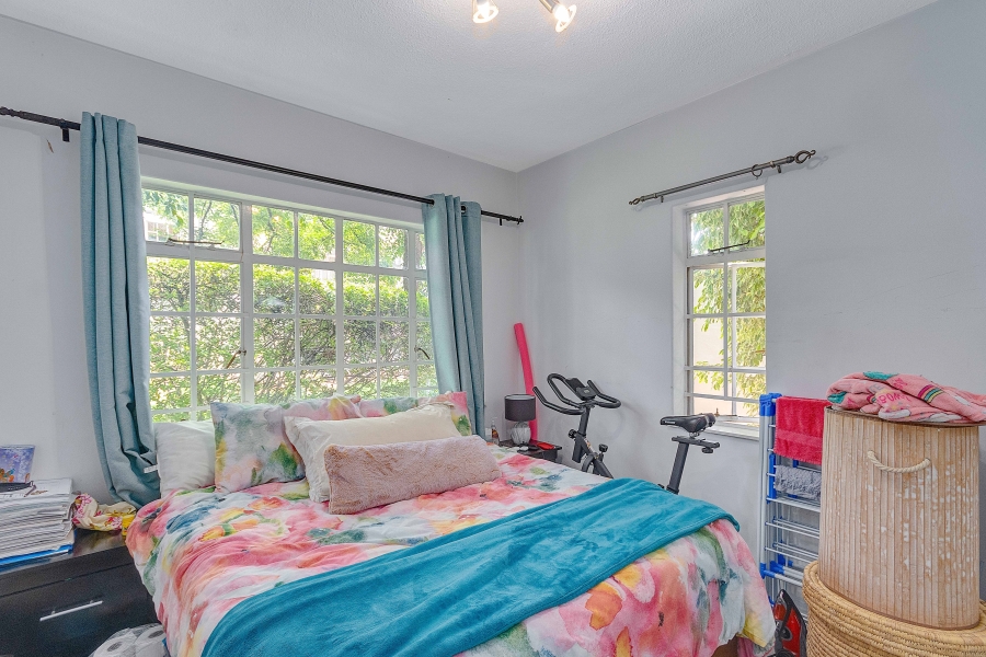 2 Bedroom Property for Sale in Bryanston Gauteng