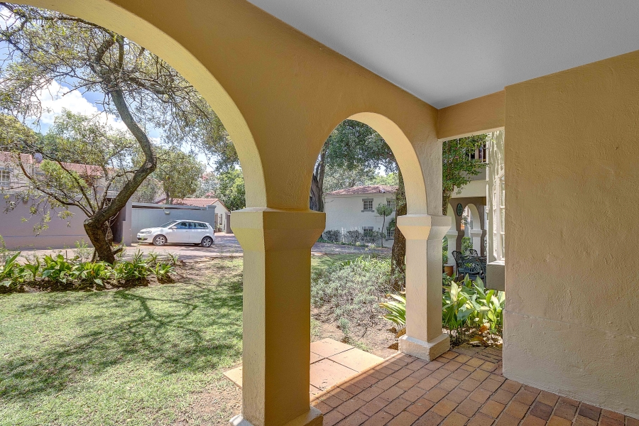 2 Bedroom Property for Sale in Bryanston Gauteng