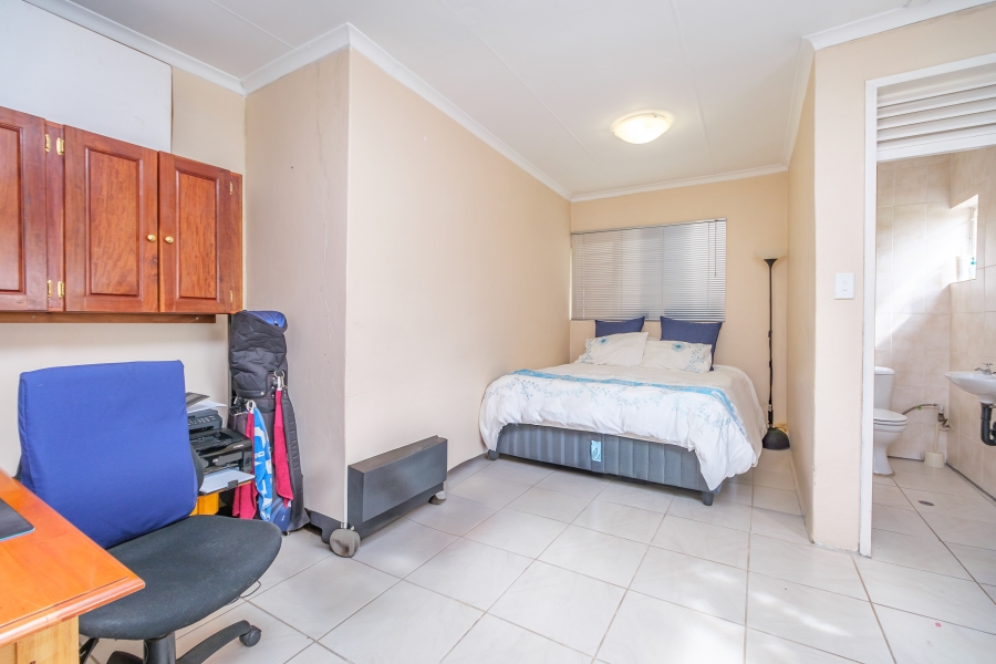 3 Bedroom Property for Sale in Florida Park Gauteng