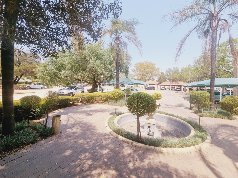 To Let commercial Property for Rent in Epsom Downs Gauteng