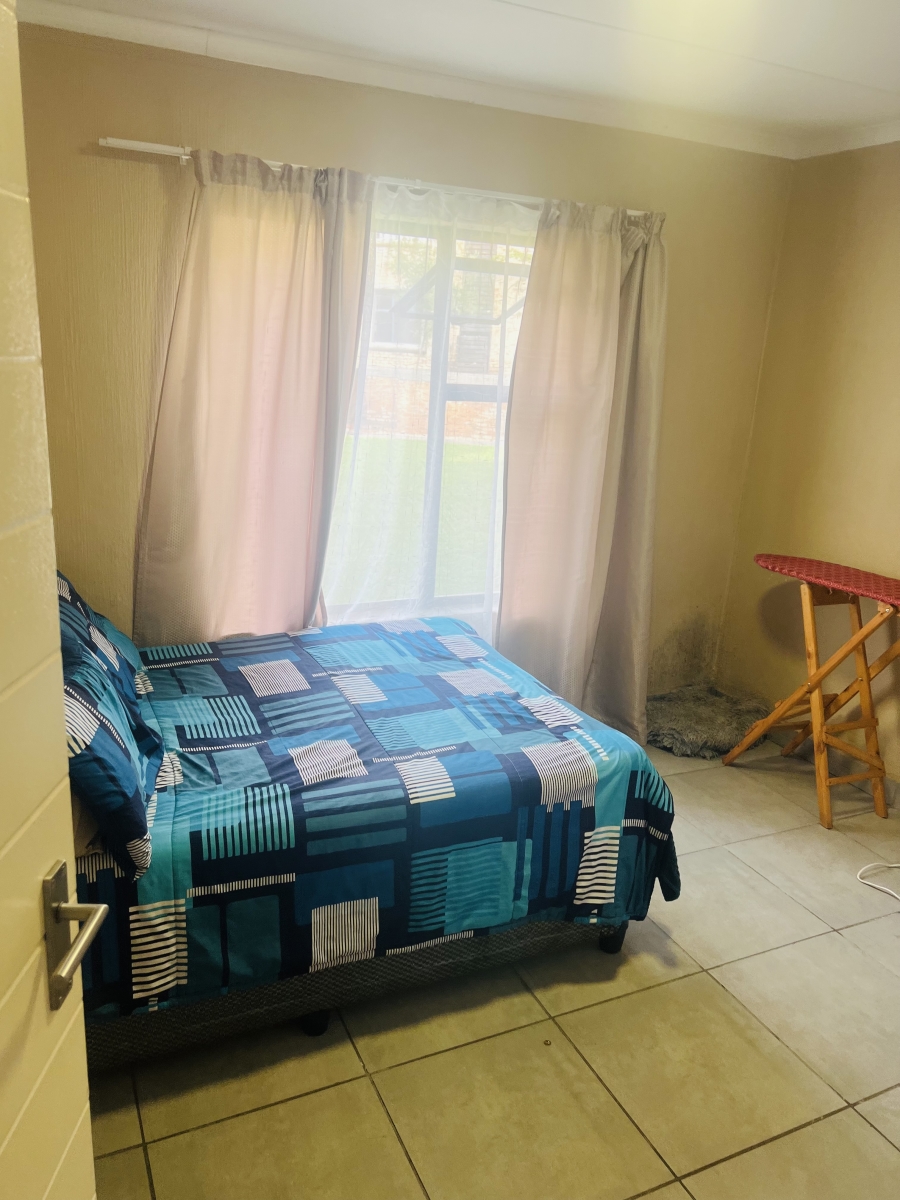 2 Bedroom Property for Sale in Pomona Gauteng