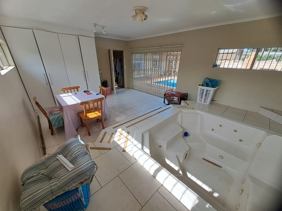 3 Bedroom Property for Sale in Meyerton Central Gauteng