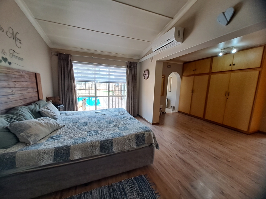 3 Bedroom Property for Sale in Meyerton Central Gauteng