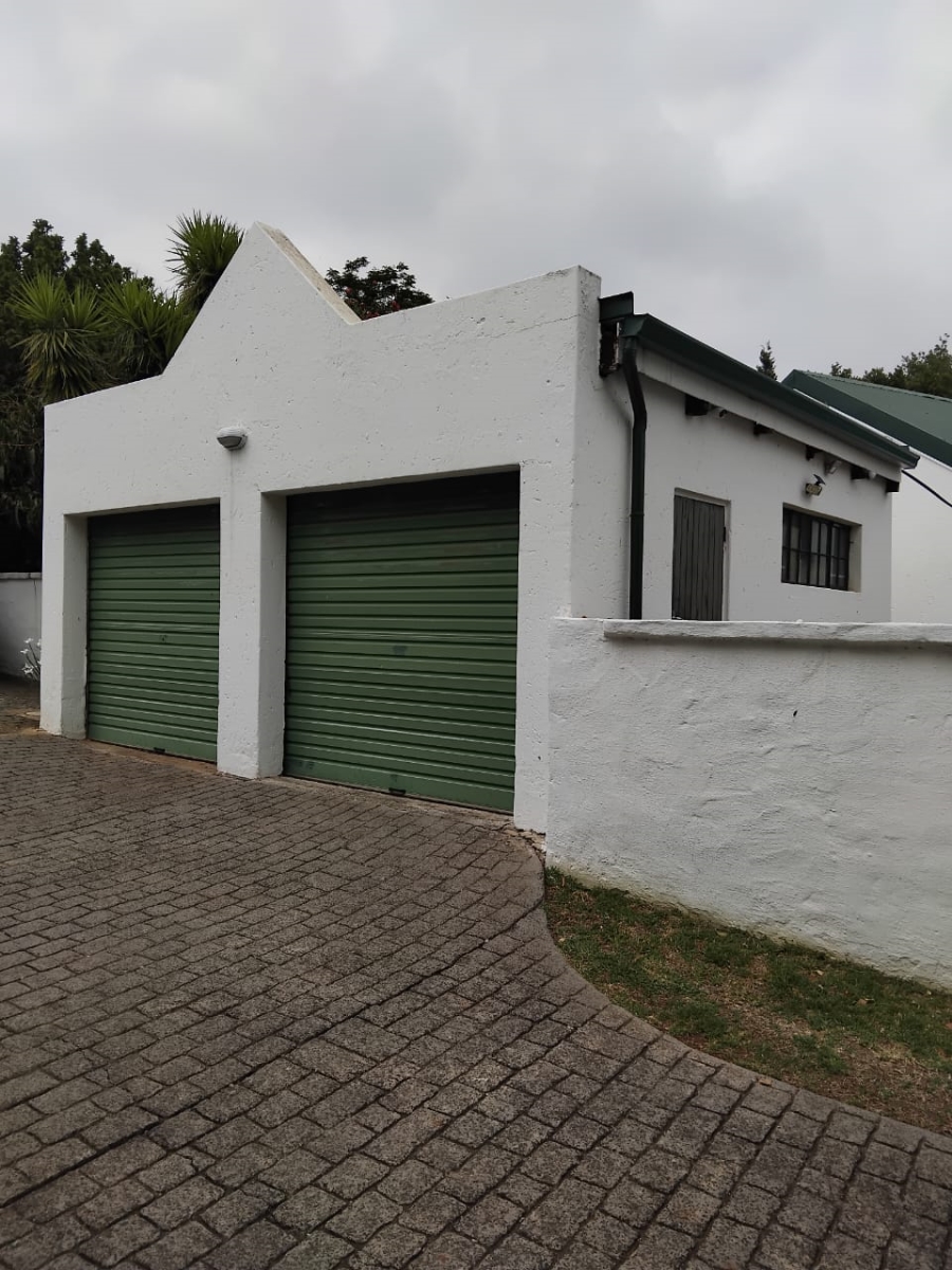 3 Bedroom Property for Sale in Vorna Valley Gauteng