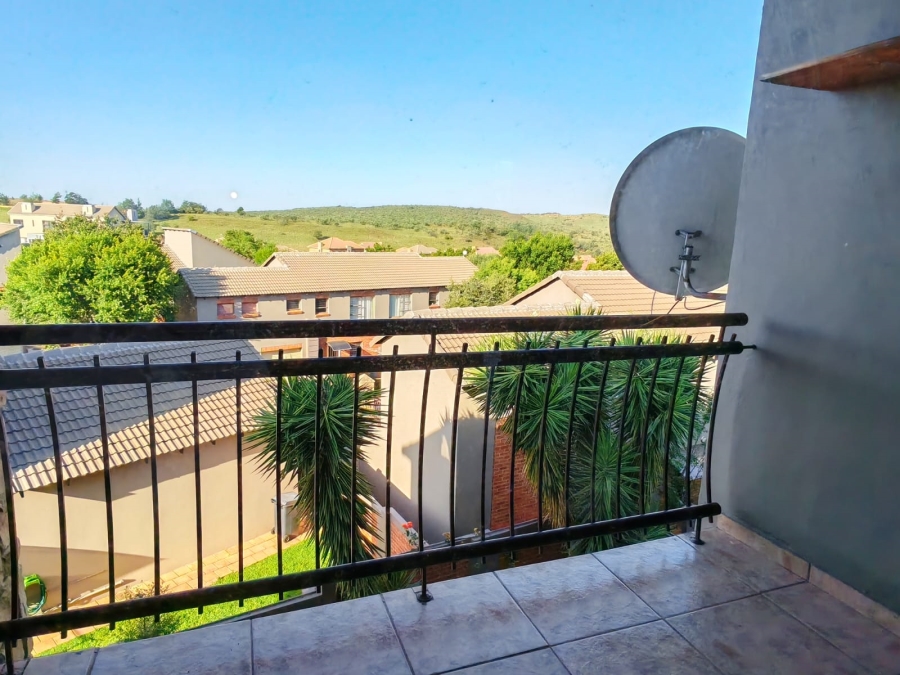 2 Bedroom Property for Sale in Noordheuwel Gauteng