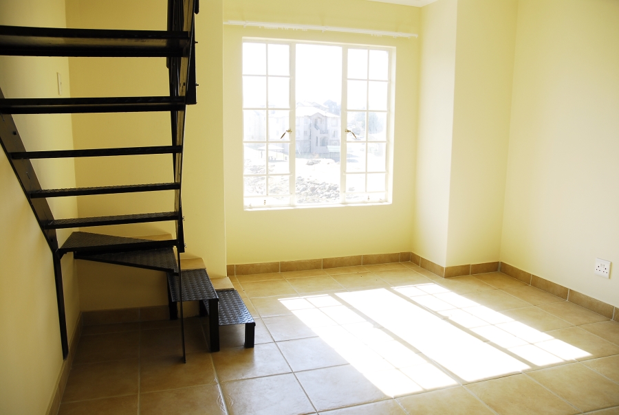 To Let 2 Bedroom Property for Rent in Castleview Gauteng