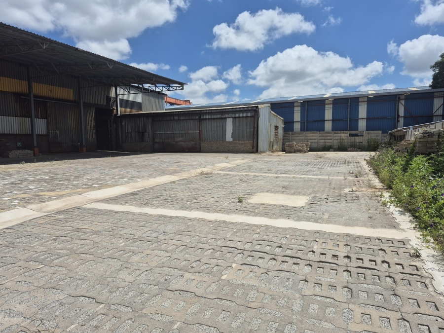 To Let commercial Property for Rent in Elandsfontein Gauteng