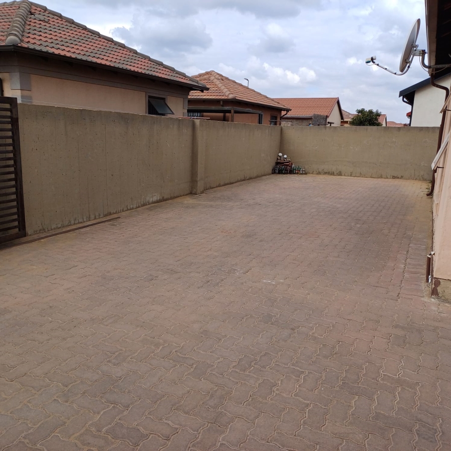 2 Bedroom Property for Sale in Vanderbijlpark CE 4 Gauteng