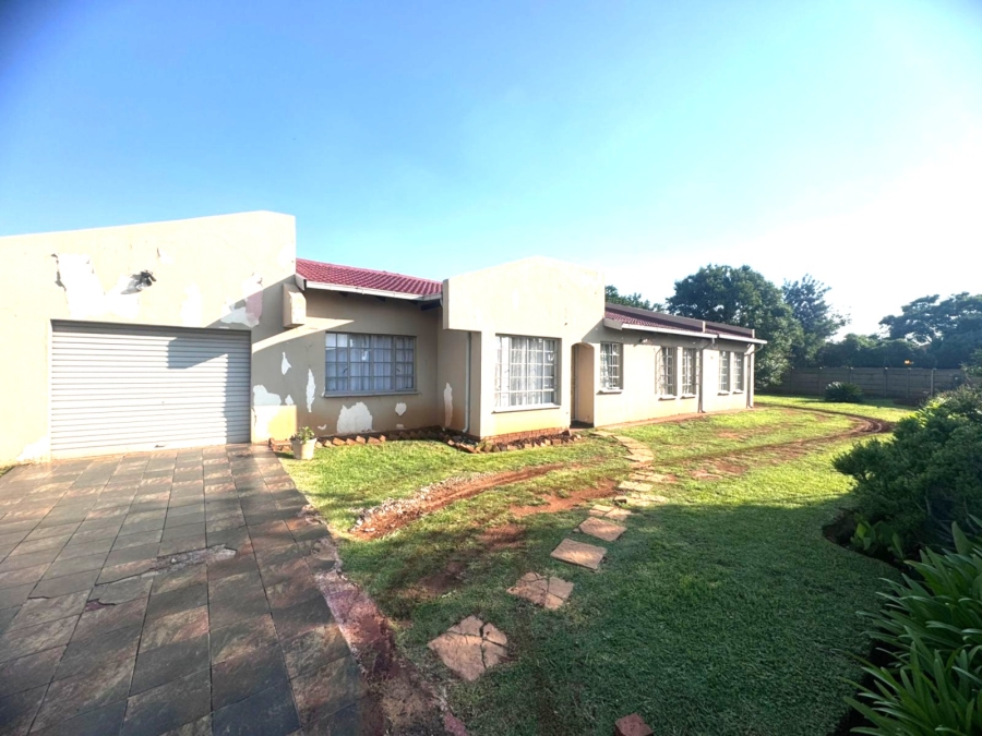 3 Bedroom Property for Sale in Dawn Park Gauteng