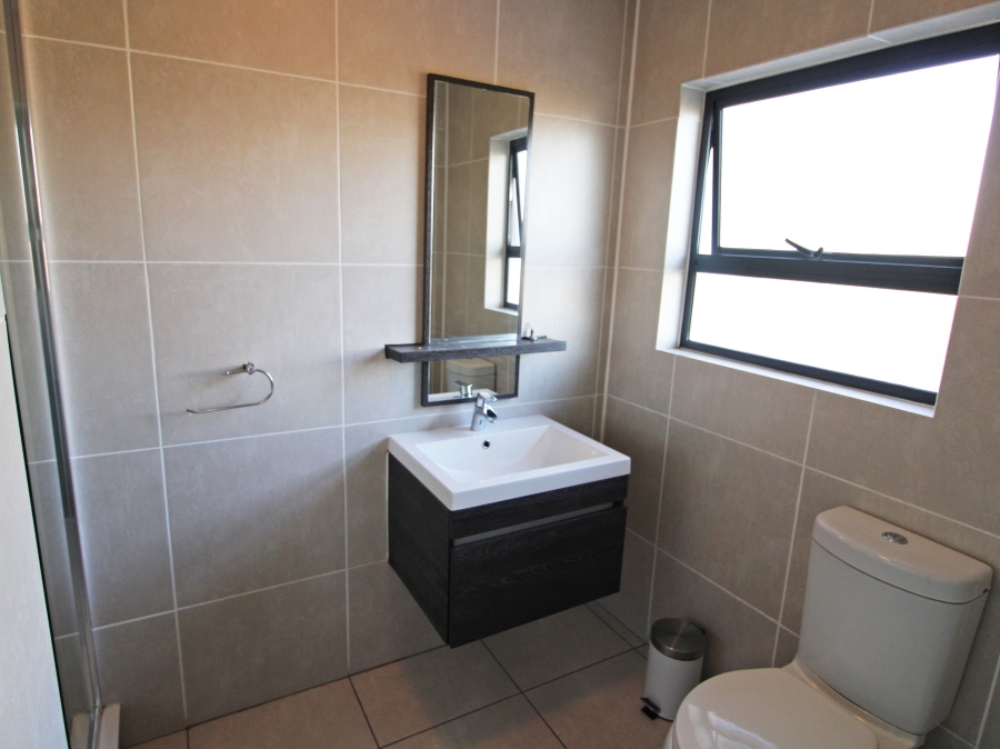 1 Bedroom Property for Sale in Bryanston Gauteng