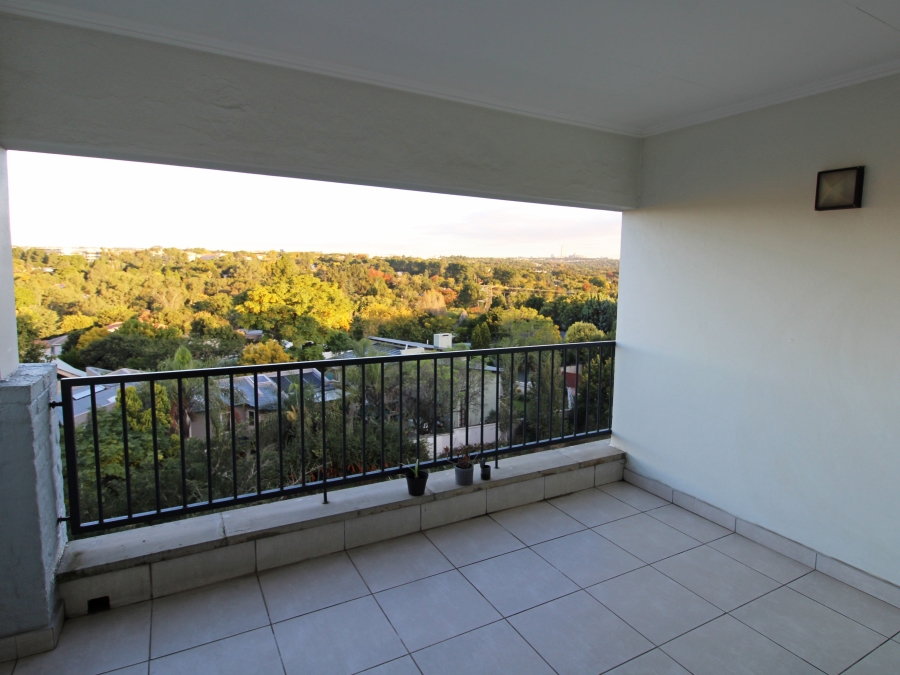 1 Bedroom Property for Sale in Bryanston Gauteng