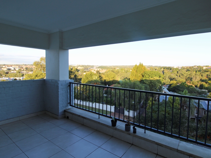 1 Bedroom Property for Sale in Bryanston Gauteng