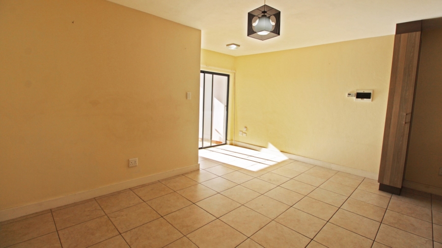 1 Bedroom Property for Sale in Edenburg Gauteng