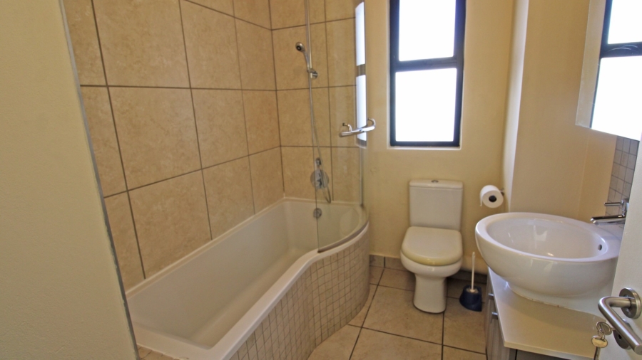 1 Bedroom Property for Sale in Edenburg Gauteng