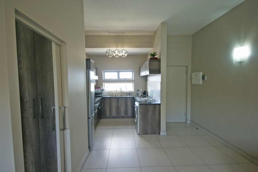 1 Bedroom Property for Sale in Bryanston East Gauteng