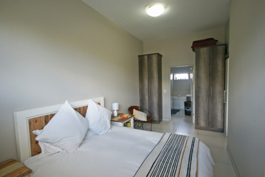 1 Bedroom Property for Sale in Bryanston East Gauteng