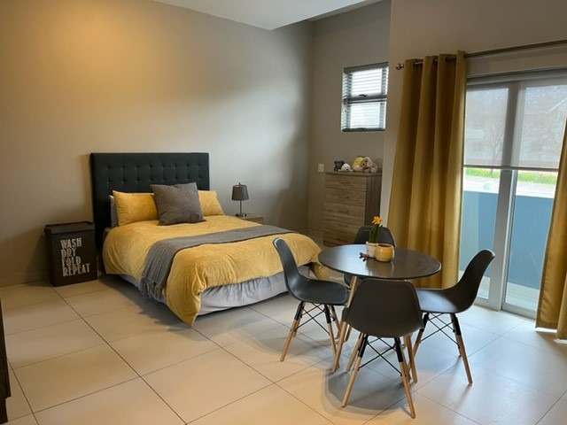 1 Bedroom Property for Sale in Bryanston Gauteng