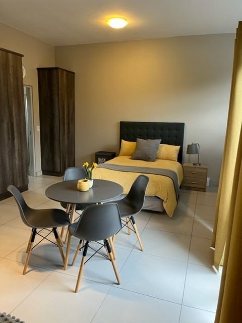 1 Bedroom Property for Sale in Bryanston Gauteng