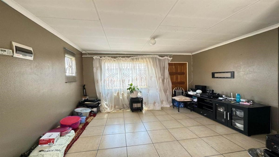 2 Bedroom Property for Sale in Windmill Park Gauteng