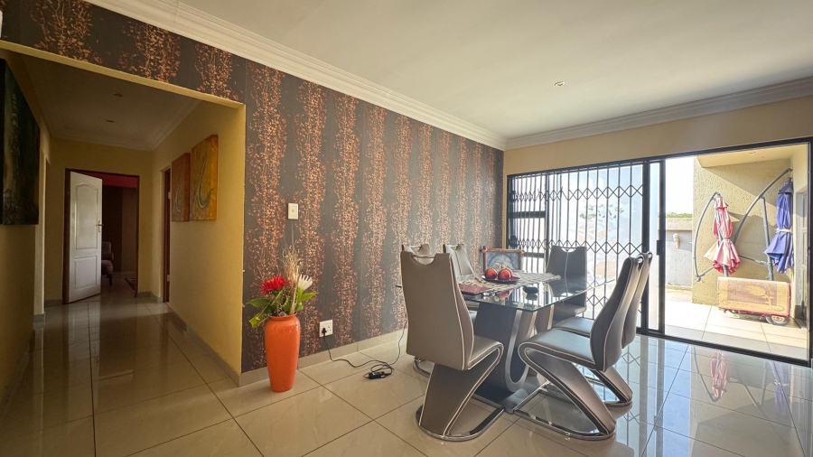 5 Bedroom Property for Sale in Clearwater Estate Gauteng