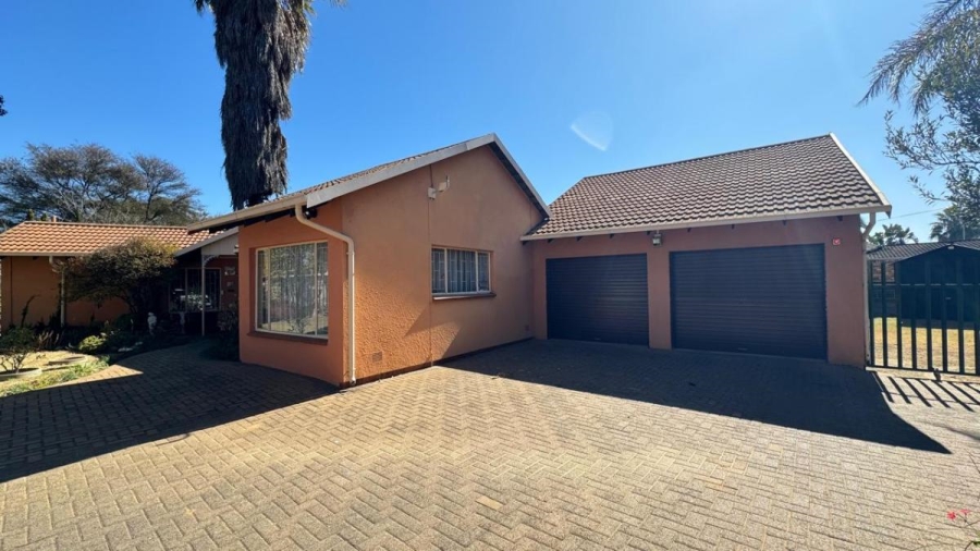 3 Bedroom Property for Sale in Dalpark Gauteng