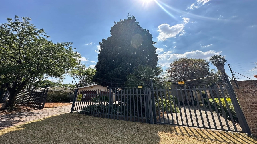 4 Bedroom Property for Sale in Morehill Gauteng