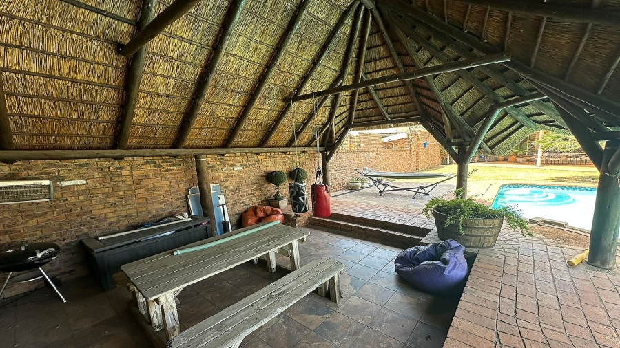 4 Bedroom Property for Sale in Morehill Gauteng