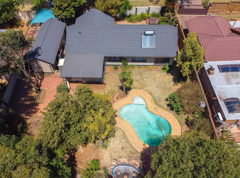 3 Bedroom Property for Sale in Glenvista Gauteng