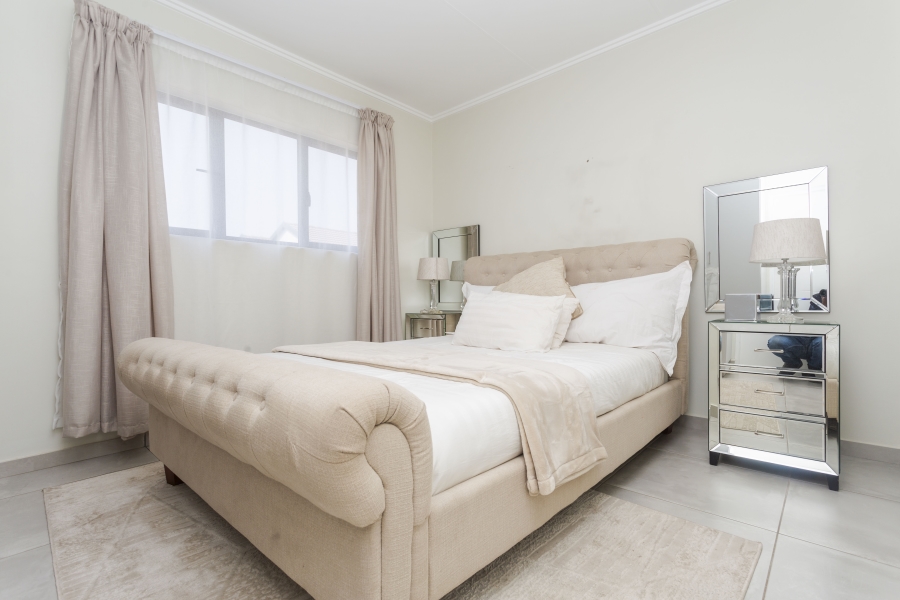 3 Bedroom Property for Sale in Broadacres Gauteng